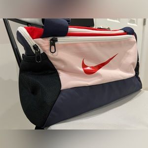 Nike Small Brasilia Duffel Bag